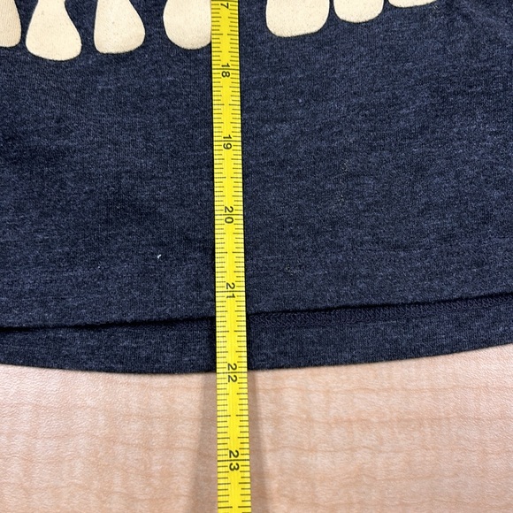 ModernLux Happy Mind Short Sleeve Gray Shirt - Picture 5 of 6